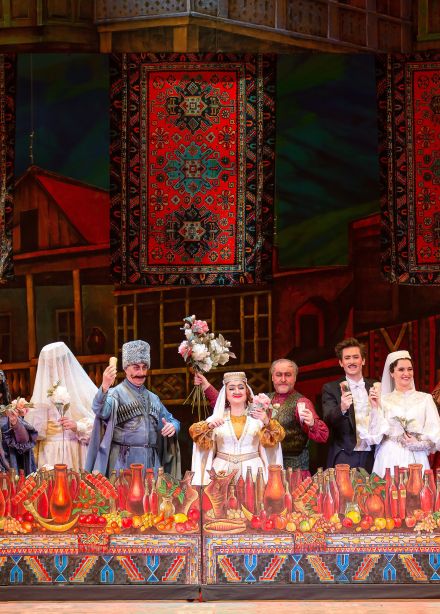 Спектакль «Ханума»