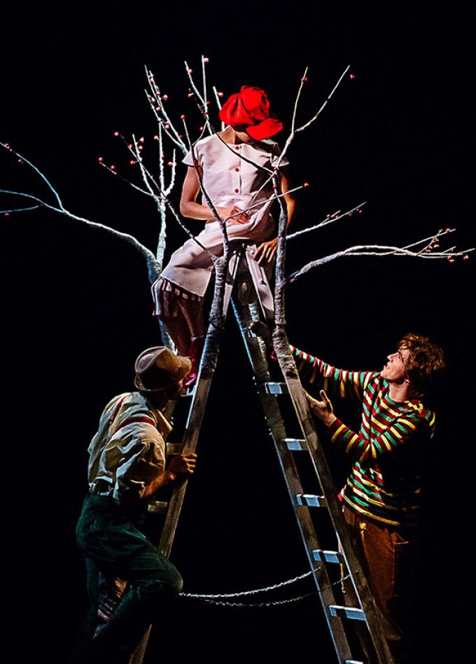 Мой дедушка был вишней